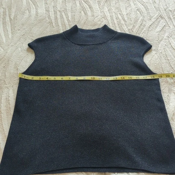 EUC Coldwater Creek Mock Neck Sleeveless Top - Picture 6 of 7